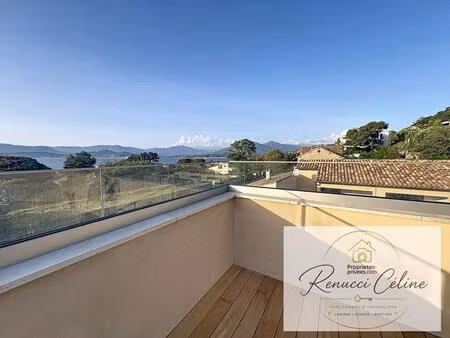 superbe t3 de 114 m² avec roof top de 19 m²