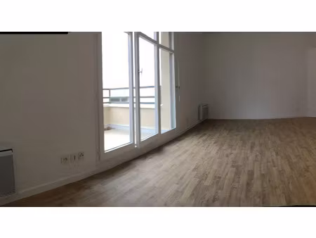 location appartement 1 pièce 30 m² à rambouillet (78120)  700 €