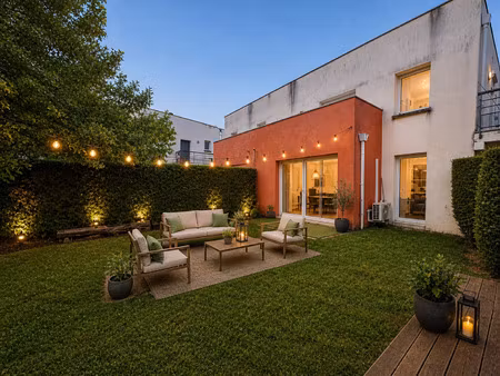 appartement t3 - 60 m² avec jardin sans vis à vis - saint-louis de montferrand (33440)