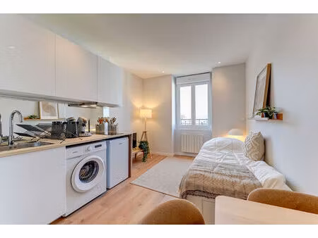 studio meuble