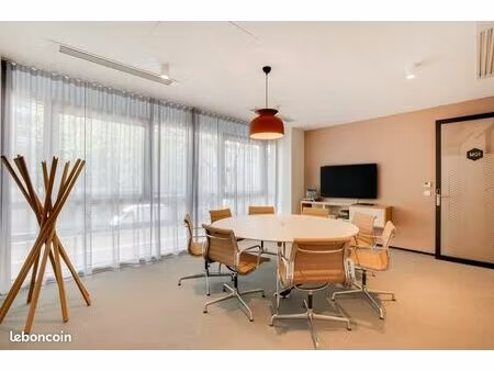 bureau privé entièrement équipé pour 5 personnes à boulogne-billancourt  route de la reine