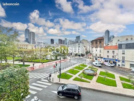 bureaux hôtel 67 m²