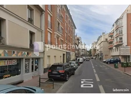 local commercial 252 m²