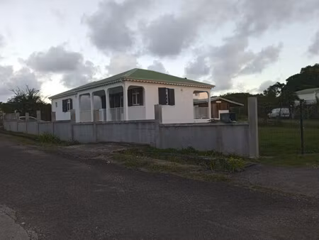 maison à vendre anse-bertrand