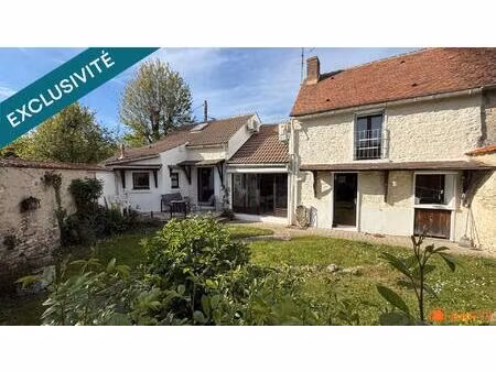 maison en pierre entretenue et cosy