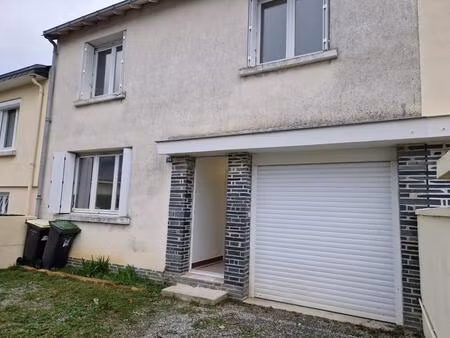 a louer maison avrille