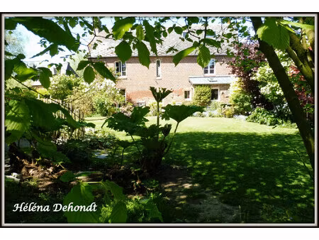 a vendre cette belle maison de caractère au pied d'yvetot