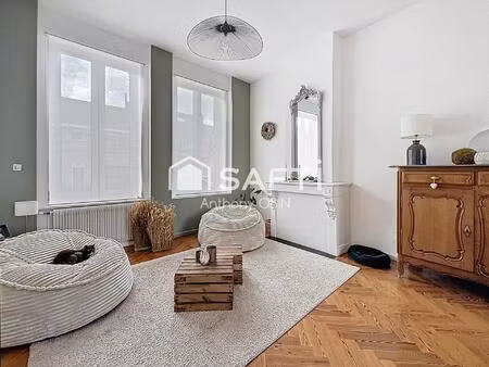 magnifique maison rénové avec gout  cuisine équipée  3 chambres  jardin