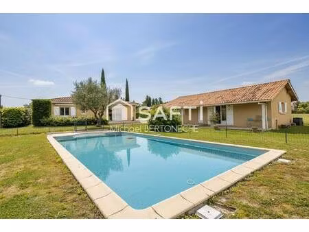 maison 5 pièces avec piscine  grand terrain et dépendance – saint-romain-la-virvée (proche