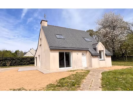 maison treffrin 95 m² t-5 à vendre  198 220 €