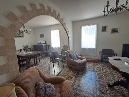 belle maison vigneronne avec terrasse