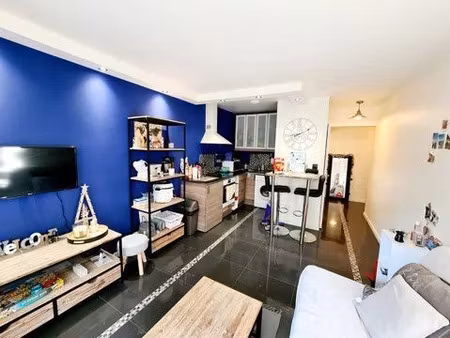 location meublée appartement 1 pièce 25 m² à saint-germain-lès-corbeil (91250)  695 €