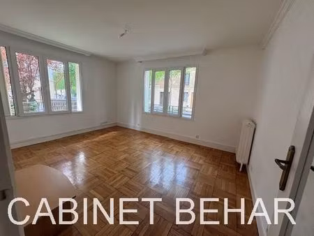 vincennes – rue du commandant mowat