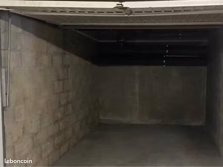 à vendre garages
