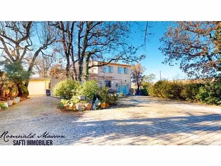 maison familiale 5 pièces avec garage et jardin piscinable
