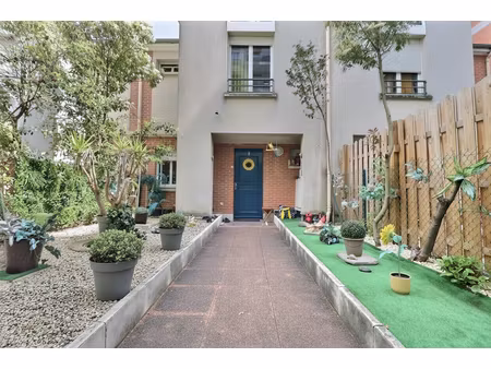 maison récente 4 pièces à vendre à la plaine saint-denis - rare sur le marché !