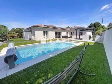 villa t6 142 m² avec garage et piscine - montberon
