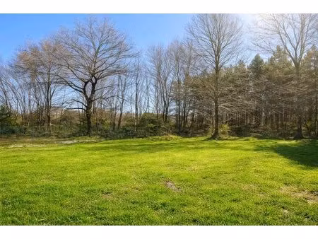 terrain viabilisé à bâtir de 932 m² à salles