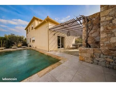 lucciana – superbe maison familiale avec piscine – 188 m² habitables