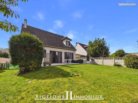 maison 6 pièces 130 m²