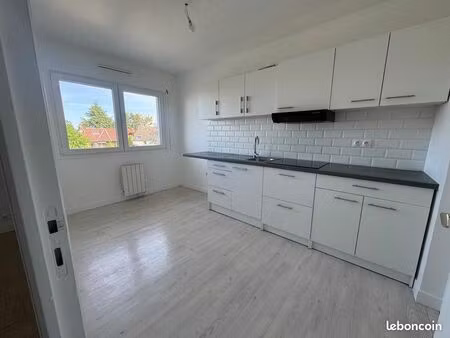 appartement à vendre - 2 pièces 55m2 - centre ville villeneuve le roi