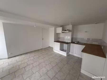 appartement à louer sur falaise