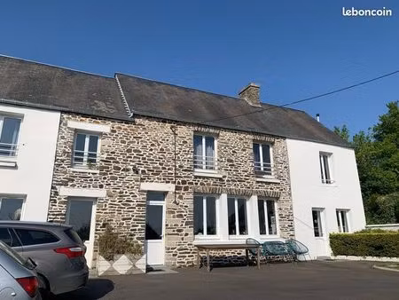 maison avec vue sur les collines