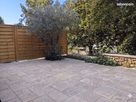 appartement extraordinaire avec terrasse et jardin