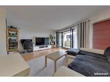appartement 3 pièces 69 m²