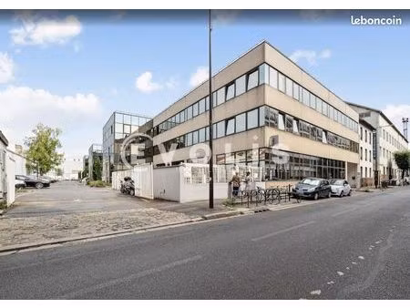 bureaux 2 205 m²