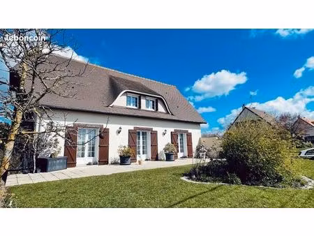 a vendre : charmante maison des années 80 entièrement rénovée  au caractère préservé  idéa
