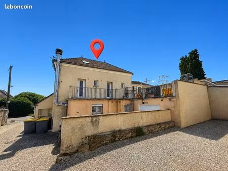immeuble de rapport 4 logements loués – 22 164 de loyers/an – 8 9 % brut