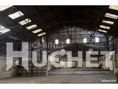 local industriel 2 500 m²