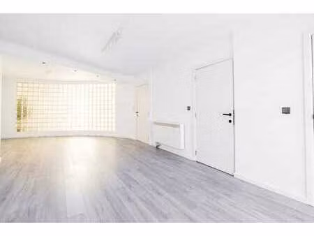 molenbeek - espace de bureau - profession libérale