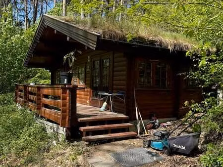 chalet norvégien de 32 m2 à louer  3 pièces.