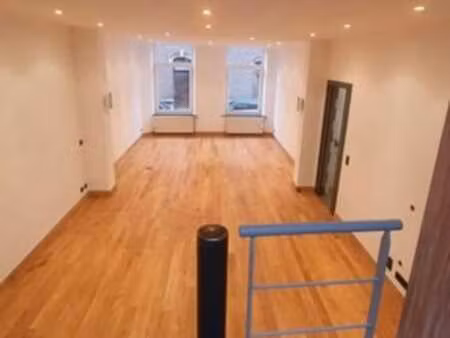 à louer – maison 3 chambres avec jardin – saint-servais