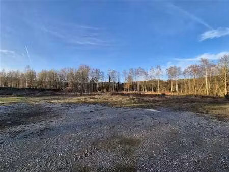 terrain en zone d'activité économique mixte
