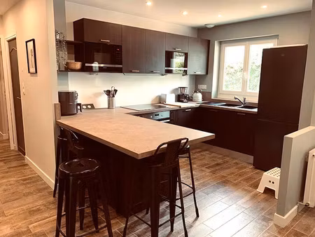 location meublée maison 9 pièces 165.3 m² à orleans (45000)  370 €