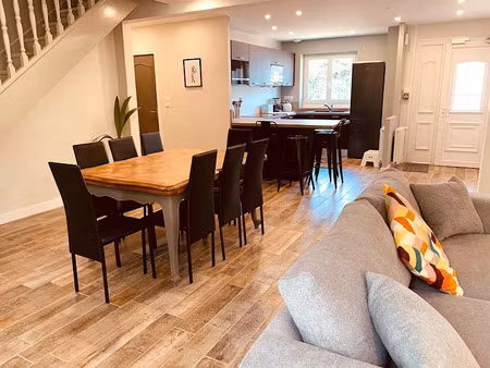 location meublée maison 9 pièces 165.3 m² à orleans (45000)  410 €