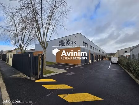 local 141 m² cormeilles-en-parisis