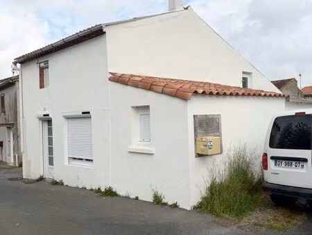maison avec beau potentiel