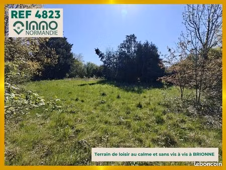 terrain 838 m² brionne