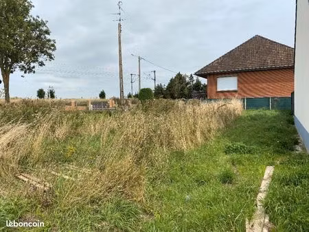 terrain 220 m² farbus