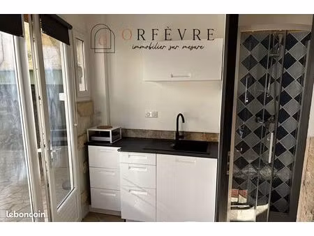 studio 1 pièce 18 m²