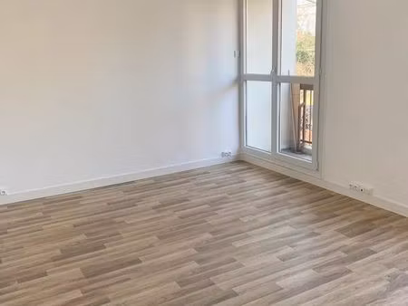appartement 2 pièces 54 m²