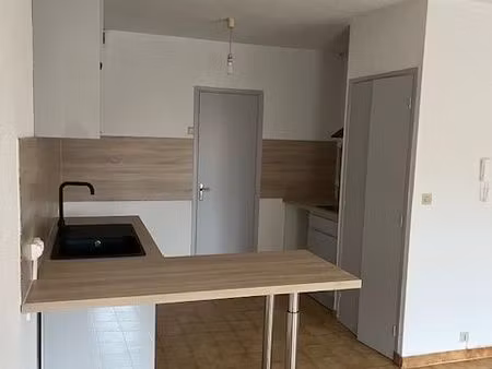 location appartement centre saint-ambroix 30500
