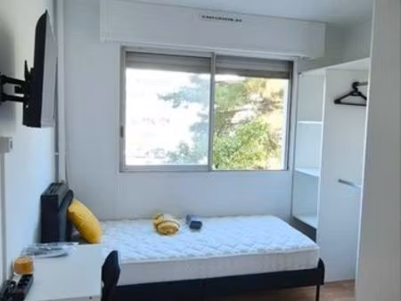 studio meublé haut d gamme / 18m2 /600 cc