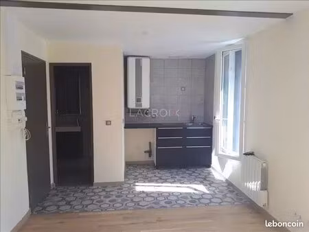 studio 1 pièce 20 m²