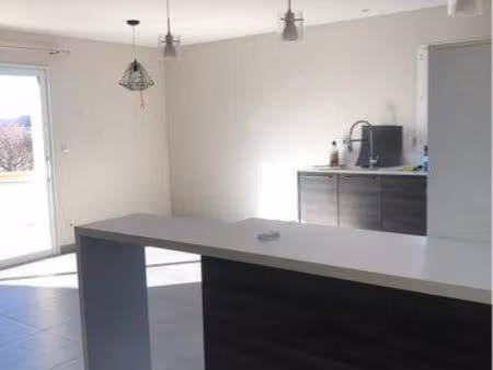 appartement à deux pas du centre du village