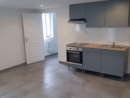 studio centre ville de soissons 38m²